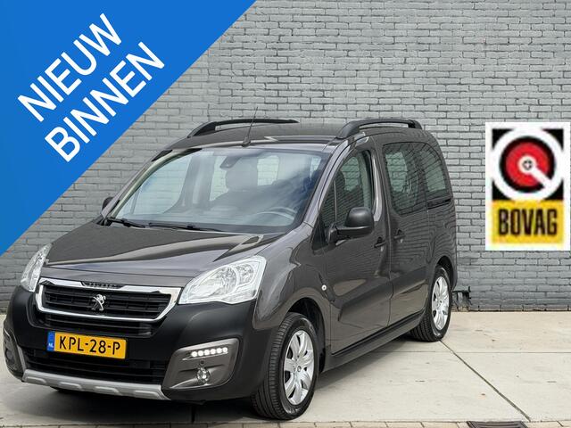 Peugeot PARTNER TEPEE 1.2 ALLURE | NAVI | CLIMA | PDC+CAM | TREKHAAK | BOVAG!