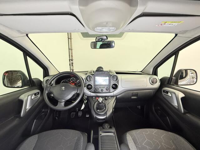 Peugeot PARTNER TEPEE 1.2 PureTech Active Navi Airco Trekhaak