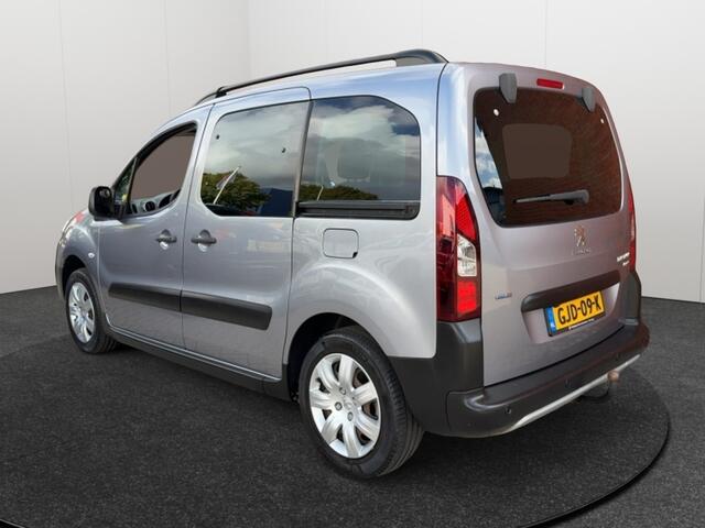 Peugeot PARTNER TEPEE 1.2 PureTech 110PK Allure Camera Navigatie Trekhaak Nieuwe Distributieriem
