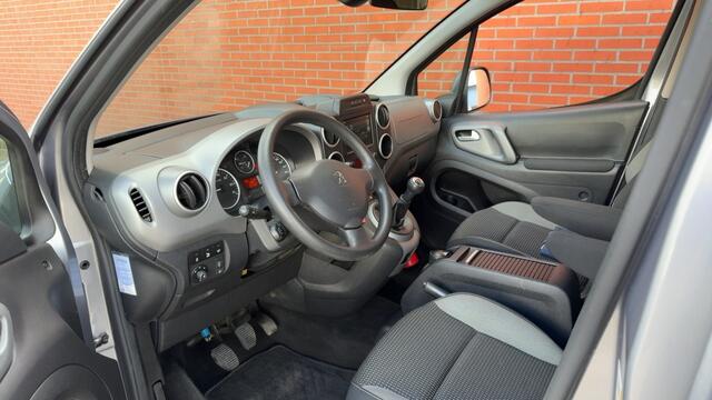 Peugeot PARTNER TEPEE 1.2 PureTech 110PK Allure Camera Navigatie Trekhaak Nieuwe Distributieriem