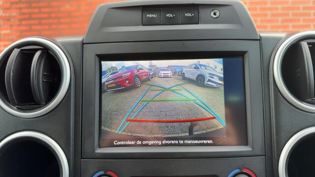Peugeot PARTNER TEPEE 1.2 PureTech 110PK Allure Camera Navigatie Trekhaak Nieuwe Distributieriem