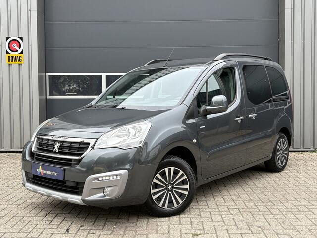 Peugeot PARTNER TEPEE 1.2 PureTech Style | Navi | Carplay | PDC | Trekhaak | Cruise Control | Airco | Interesse? Bel of App naar: 06 30 51 05 90