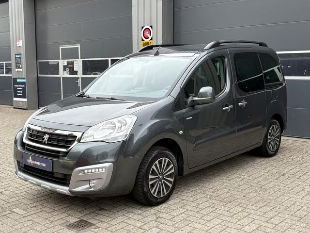 Peugeot PARTNER TEPEE 1.2 PureTech Style | Navi | Carplay | PDC | Trekhaak | Cruise Control | Airco | Interesse? Bel of App naar: 06 30 51 05 90