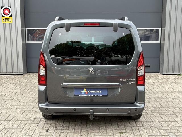 Peugeot PARTNER TEPEE 1.2 PureTech Style | Navi | Carplay | PDC | Trekhaak | Cruise Control | Airco | Interesse? Bel of App naar: 06 30 51 05 90
