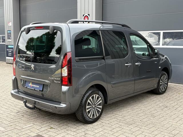 Peugeot PARTNER TEPEE 1.2 PureTech Style | Navi | Carplay | PDC | Trekhaak | Cruise Control | Airco | Interesse? Bel of App naar: 06 30 51 05 90