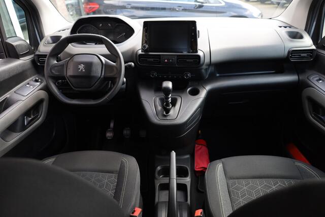 Peugeot Rifter 1.2 Puretech TREKHAAK NAVI CARPLAY CRUISE PDC DAB ALL-SEASONS