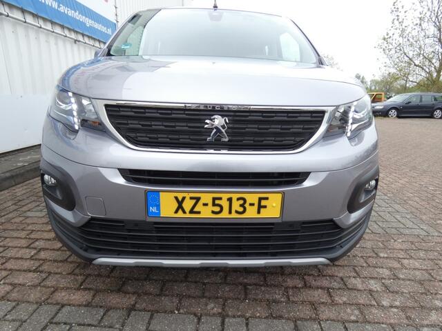 Peugeot Rifter 1.2 PURETECH ALLURE,Navi,Led,360,APK 13-9-26