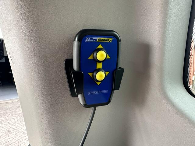 Peugeot Rifter Rolstoelauto L1 - Automaat - Alle opties + Elekt. Lier - 1 Eigenaar - Rolstoelvervoer