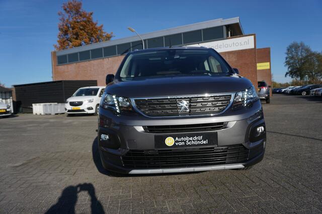 Peugeot Rifter 1.2 PURETECH AUTOMAAT ALLURE PACK LUXE!! 5 PERSOONS 5 STOELEN DISTRIBUTIERIEM RECENT VERNIEUWD! CAMERA PANORAMADAK LED AFN.TREKHAAK VOORRUITVERWARMING ANDROID-APPLECARPLAY NAVI KEYLESS PDC V+A ECC AIRCO CRUISECONTROL BLUETOOTH ENZ...