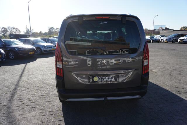 Peugeot Rifter 1.2 PURETECH AUTOMAAT ALLURE PACK LUXE!! 5 PERSOONS 5 STOELEN DISTRIBUTIERIEM RECENT VERNIEUWD! CAMERA PANORAMADAK LED AFN.TREKHAAK VOORRUITVERWARMING ANDROID-APPLECARPLAY NAVI KEYLESS PDC V+A ECC AIRCO CRUISECONTROL BLUETOOTH ENZ...