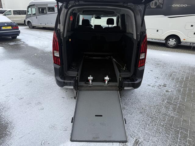 Peugeot Rifter L2 lang - GT-Line Automaat - Rolstoelauto 5+1 - Alle opties - Bodemverlaging - Rolstoelvervoer