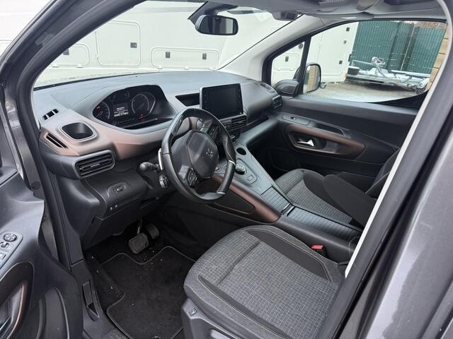 Peugeot Rifter L2 lang - GT-Line Automaat - Rolstoelauto 5+1 - Alle opties - Bodemverlaging - Rolstoelvervoer