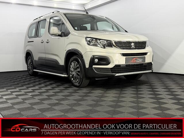 Peugeot Rifter Long 1.2 Puretech Long Allure Camera, Navi, Rijstrook correctie, Apple carplay, Radio, Clima, Mistlamp, Trekhaak