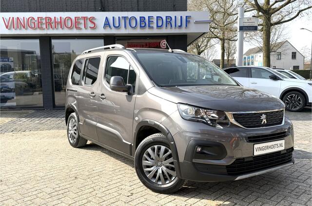 Peugeot Rifter 110 Pk Benzine * Navigatie * Trekhaak * Airco * Parkeer Camera * Cruise Control * Hoge Zit * Vingerhoets; Vierde Generatie Eersteklas Service. Al meer dan 100 jaar een begrip in de Brabantse Kempen,
