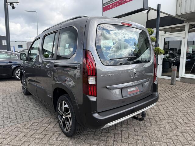 Peugeot Rifter 1.2 Puretech Active Peugeot Rifter 1.2 PureTech Active | Ruime gezinsauto | Trekhaak | CarPlay | Cruise | PDC