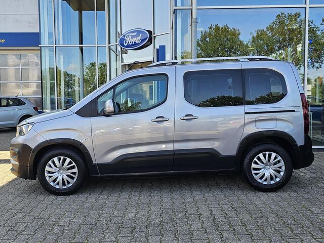 Peugeot Rifter 1.2 Puretech Allure automaat | Hoge instap | Ruim en praktisch | Stoelverwarming | Climate control | Parkeersensoren | Trekhaak |