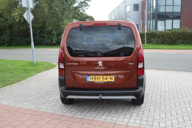 Peugeot Rifter 1.2 Puretech GT-Line Pano-Park Assist-Navi-Camera-Dodehoek Detectie-Trekhaak 37.000 KM