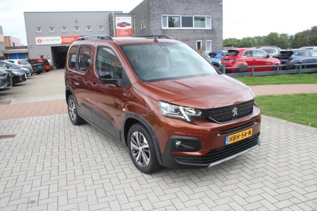 Peugeot Rifter 1.2 Puretech GT-Line Pano-Park Assist-Navi-Camera-Dodehoek Detectie-Trekhaak 37.000 KM