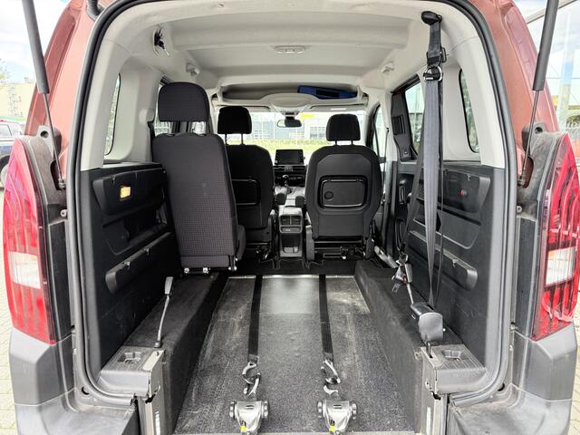Peugeot Rifter 3+1 Rolstoelauto 1.2 Puretech Allure (Mooie ruime 3+1 Rolstoelauto met brede bodemverlaging!)