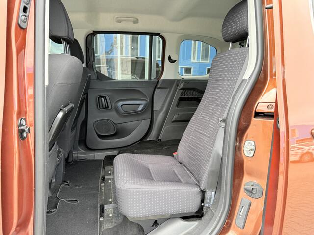 Peugeot Rifter 3+1 Rolstoelauto 1.2 Puretech Allure (Mooie ruime 3+1 Rolstoelauto met brede bodemverlaging!)