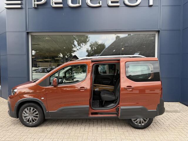 Peugeot Rifter 1.2 Turbo 130PK Allure | Automaat | Zeer ruime en complete auto | Navigatie via telefoon | Trekhaak 1150 KG | Camera | Parkeersensoren V+A | All Season banden | 2x Zijschuifdeur | Climate Control | Cruise Control | LED Dagrijverlichting | Hoge Zitpositie | Dakrails |