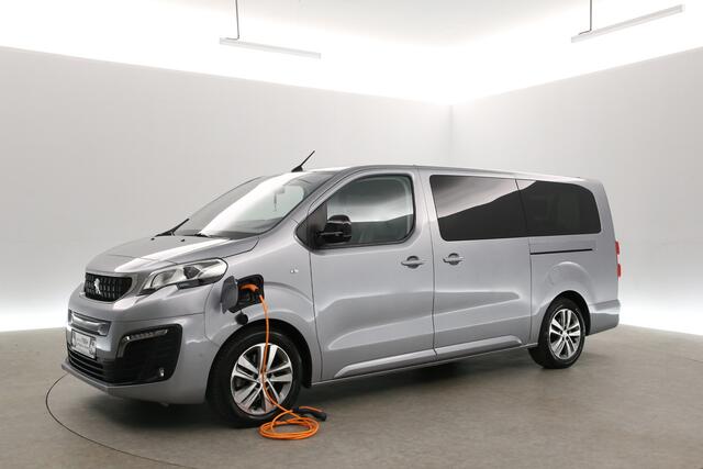 Peugeot Traveller E-Traveller Allure L3H1 75 kWh | Snelladen | SOH 99% | VIP Shuttle | 7 Zits | Clima | Cruise | Camera | Carplay | 2xSchuifdeur | Navi