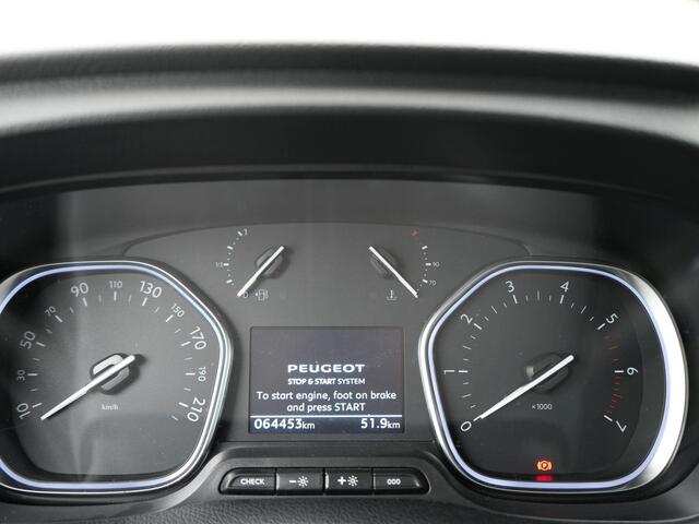 Peugeot Traveller 2.0 BlueHDi 180 Business Long S&S 7 pers | Panoramisch vast glazen dak | Apple carplay -android auto | Navigaie | MARGE auto