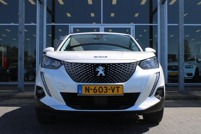 Peugeot e-2008 EV Allure Pack 50 kWh | Verw. Voorstoelen | Afn. Trekhaak | Keyless | 360 Camera