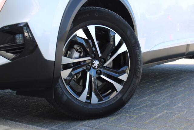 Peugeot e-2008 EV Allure Pack 50 kWh | Verw. Voorstoelen | Afn. Trekhaak | Keyless | 360 Camera
