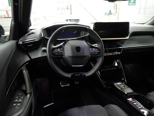 Peugeot e-2008 EV GT 54 kWh