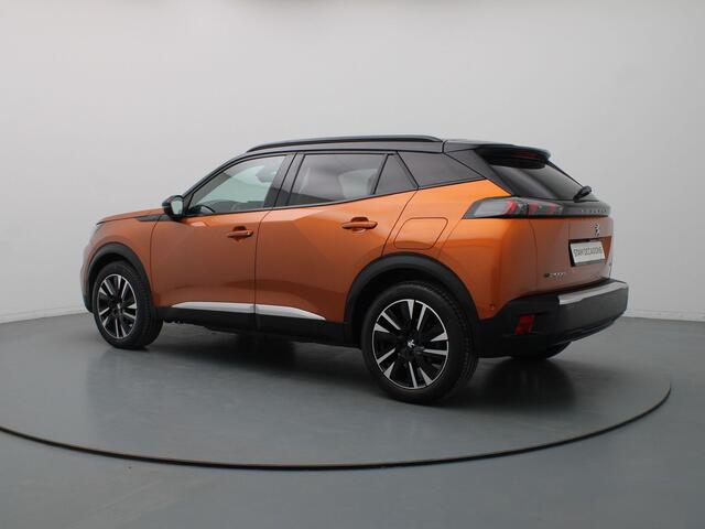 Peugeot e-2008 136pk EV GT Pack 50 kWh 360° Camera | Adapt. Cruise | Navi | Parkeersens. v+a | Stoelverw.