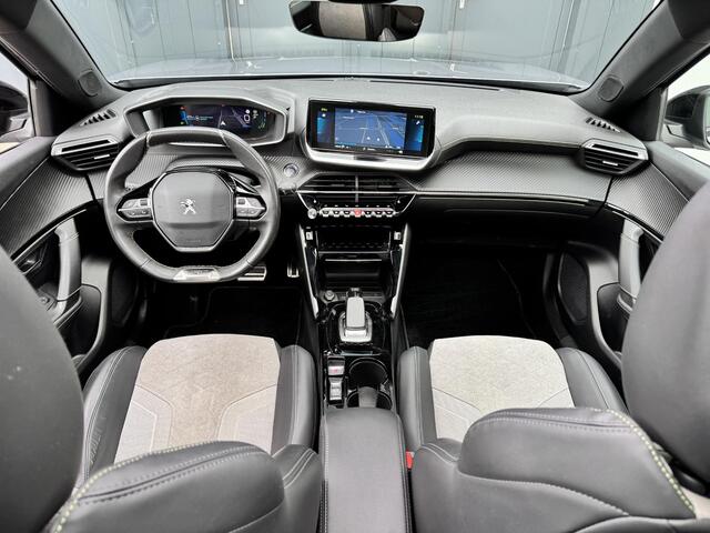 Peugeot e-2008 EV GT Pack 50 kWh | Panoramadak | Accu 94% | Prijs is rijklaar