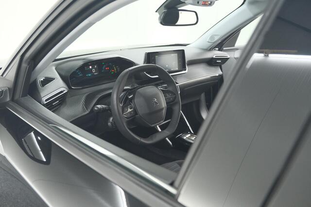 Peugeot e-2008 EV Active Pack 50 kWh | 3 Fase | Camera | Navigatie | Parkeersensoren | Climate Control