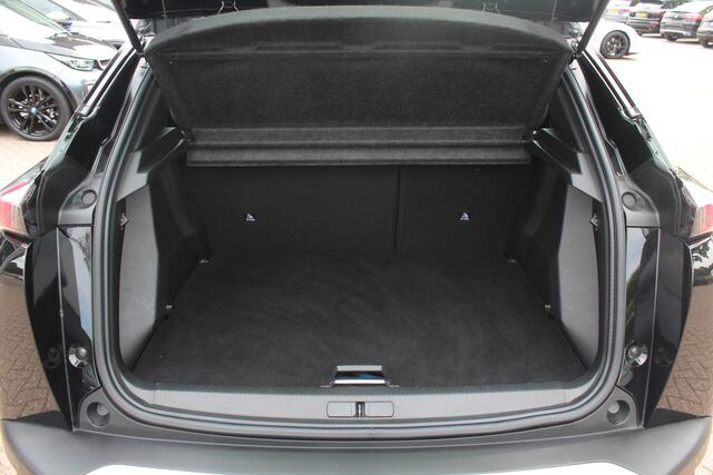 Peugeot e-2008 EV GT Pack 50 kWh / Panoramadak / Camera / Virtual Cockpit / Half leder / Navigatie / Keyless / Cruise Control / Dodehoek detectie