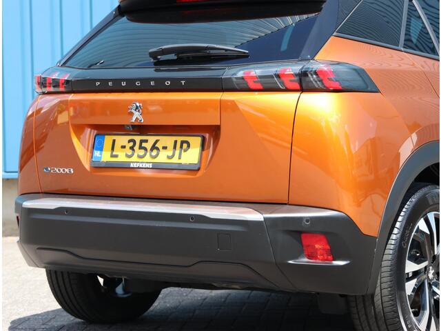 Peugeot e-2008 EV Allure Pack 50 kWh 136PK | AUTOMAAT | AppleCarPlay/AndroidAuto | Camera | Climate Control | Navigatie | Cruise Control | FULL LED | LMV | Isofix | Armsteun | Keyless |