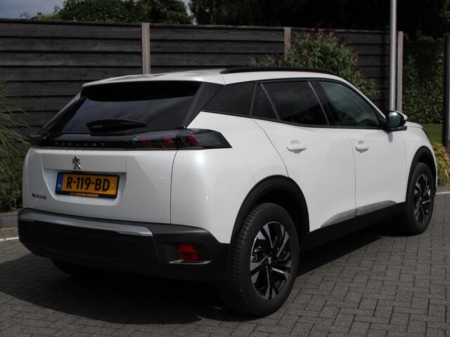 Peugeot e-2008 EV Allure Pack 50 kWh Automaat Navigatie, Trekhaak Afneembaar, Camera Achter, Parkeerhulp achter, Stoelverwarming, Keyless-Entry