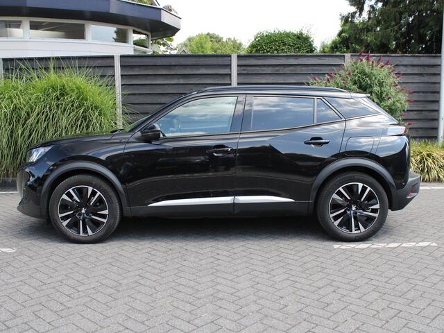 Peugeot e-2008 EV GT Pack 50 kWh 136 PK Automaat Alcantara bekleding, Stoelverwarming, Focal Hifi, Achteruitrijcamera