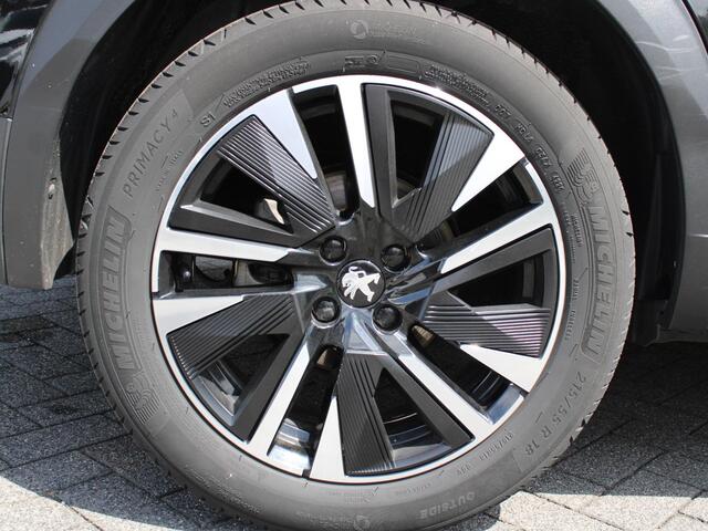 Peugeot e-2008 EV GT Pack 50 kWh 136 PK Automaat Alcantara bekleding, Stoelverwarming, Focal Hifi, Achteruitrijcamera