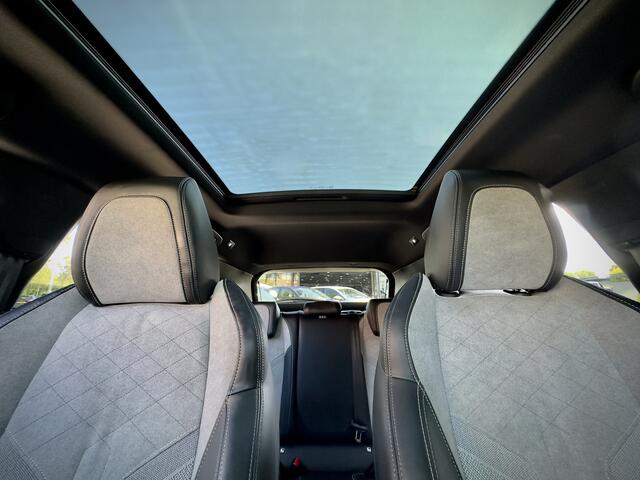 Peugeot e-2008 EV GT PACK 50KWH 97D.KM PANOADAK LEDER NAVI CAMERA-360 APPLE-CARPLAY LED LMV PDC