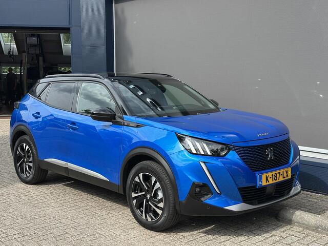 Peugeot e-2008 EV GT | 100% Elektrisch | Automaat | Navigatie | Panorama Schuif-/Kanteldak | Keyless Start | Stoelverwarming | Climate Control | Camera | Parkeersensoren V+A | Dode Hoek Detectie | 17" Lichtmetalen velgen | BTW Auto