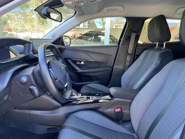 Peugeot e-2008 EV Blue Lease Allure 50 kWh | Stoelverwarming | Achteruitrijcamera | Navigatie | Adaptieve Cruise Control | Parkeersensoren | Apple Carplay/Android Auto