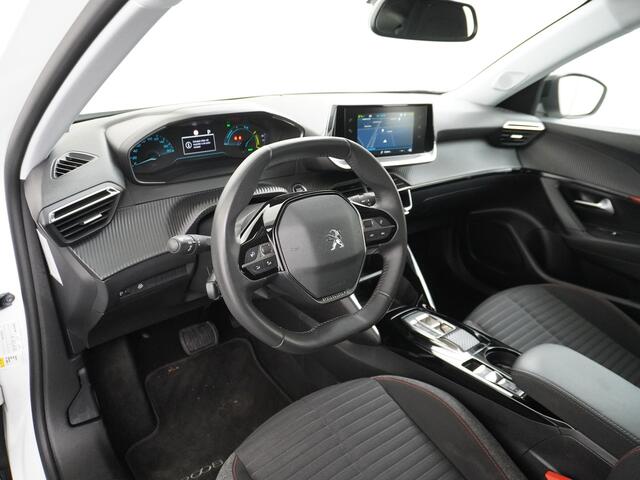 Peugeot e-2008 EV Active Pack 50kWh Navi Ecc Apple Carplay Android Auto Cruise Control Keyless DAB+ Bluetooth Led Connected services Verkeersbord detectie 1e Eigenaar Origineel Nederlandse Auto