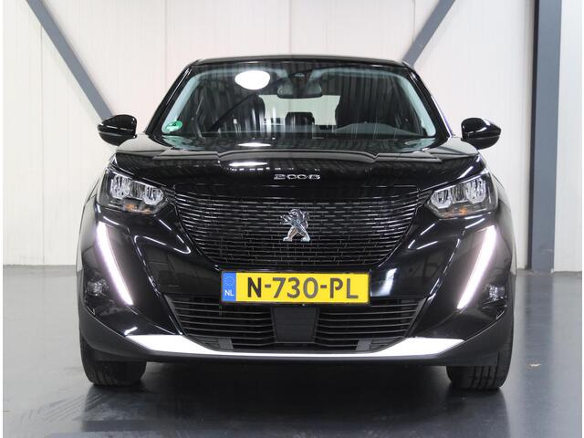Peugeot e-2008 EV Blue Lease Active 50 kWh 136PK | AUTOMAAT | AppleCarPlay/AndroidAuto | Armsteun | Climate Control | Cruise Control | Camera | FULL LED | Navigatie | Parkeersensoren | Isofix |