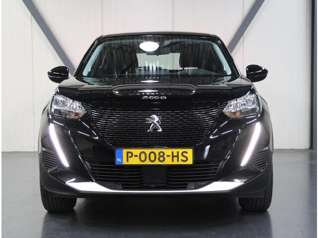 Peugeot e-2008 Active 50kWh 136PK | 1ste eigenaar | 3 FASE | AppleCarPlay/AndroidAuto | Armsteun | Climate Control | Cruise Control | FULL LED | Navigatie | Parkeersensoren | Isofix |