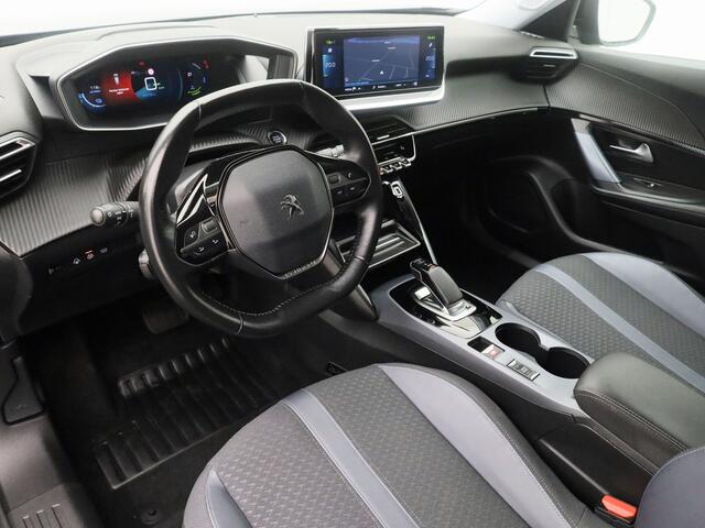Peugeot e-2008 EV Allure 50 kWh | CAMERA | KEYLESS | STOELVERWARMING