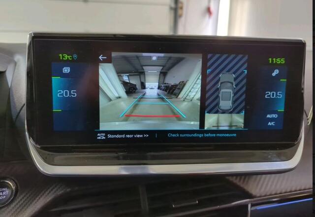 Peugeot e-2008 GT 100KW / 50 kWh / Panoramadak / Navigatie / Pdc.+Camera / Airco-ecc./ 100% Elektrisch, 100% Stijlvol