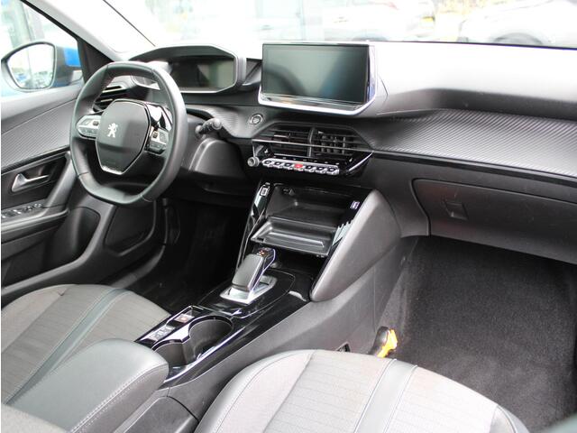 Peugeot e-2008 EV Allure Pack 50 kWh | Navi / Camera / Stoelverwarming