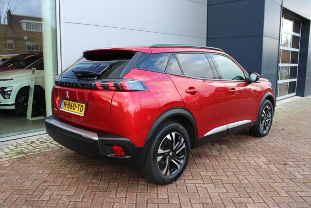 Peugeot e-2008 EV Allure Pack 50 kWh Airco Navi Camera Carplay Dealer onderhouden