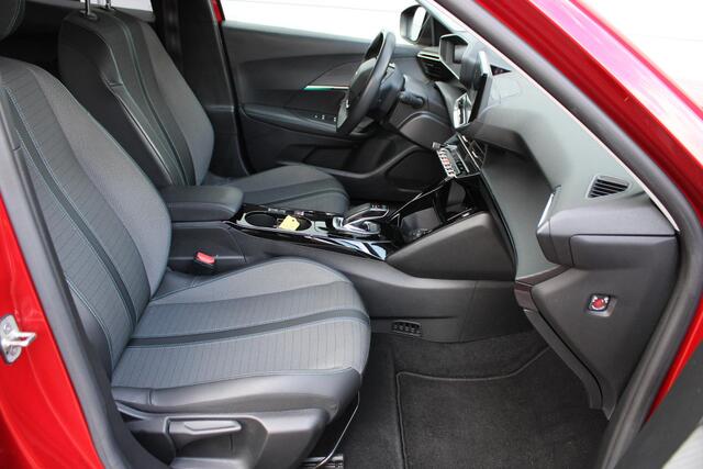 Peugeot e-2008 EV Allure Pack 50 kWh Airco Navi Camera Carplay Dealer onderhouden