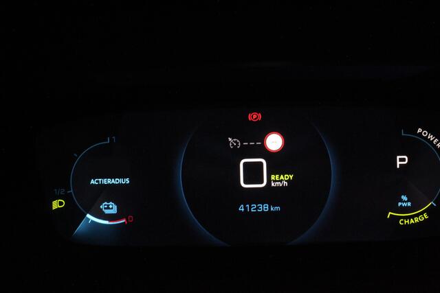 Peugeot e-2008 EV Allure Pack 50 kWh > 11kW Lader/Camera/LED koplampen/stoelverwarming...